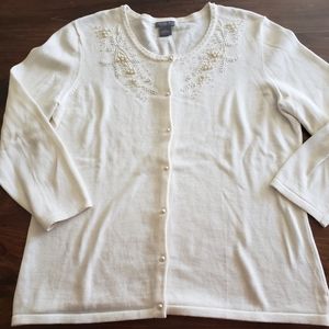 Ann Taylor White Sweater sz. M